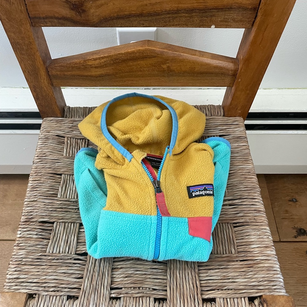 Patagonia Fleece Jacket in Yellow and Blue 12-18 months